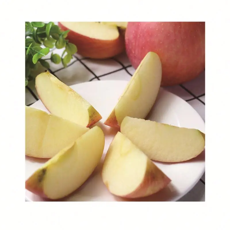 Natural Apples With Taste Of Very Sweet Crispy Cultivated Fuji Fresh