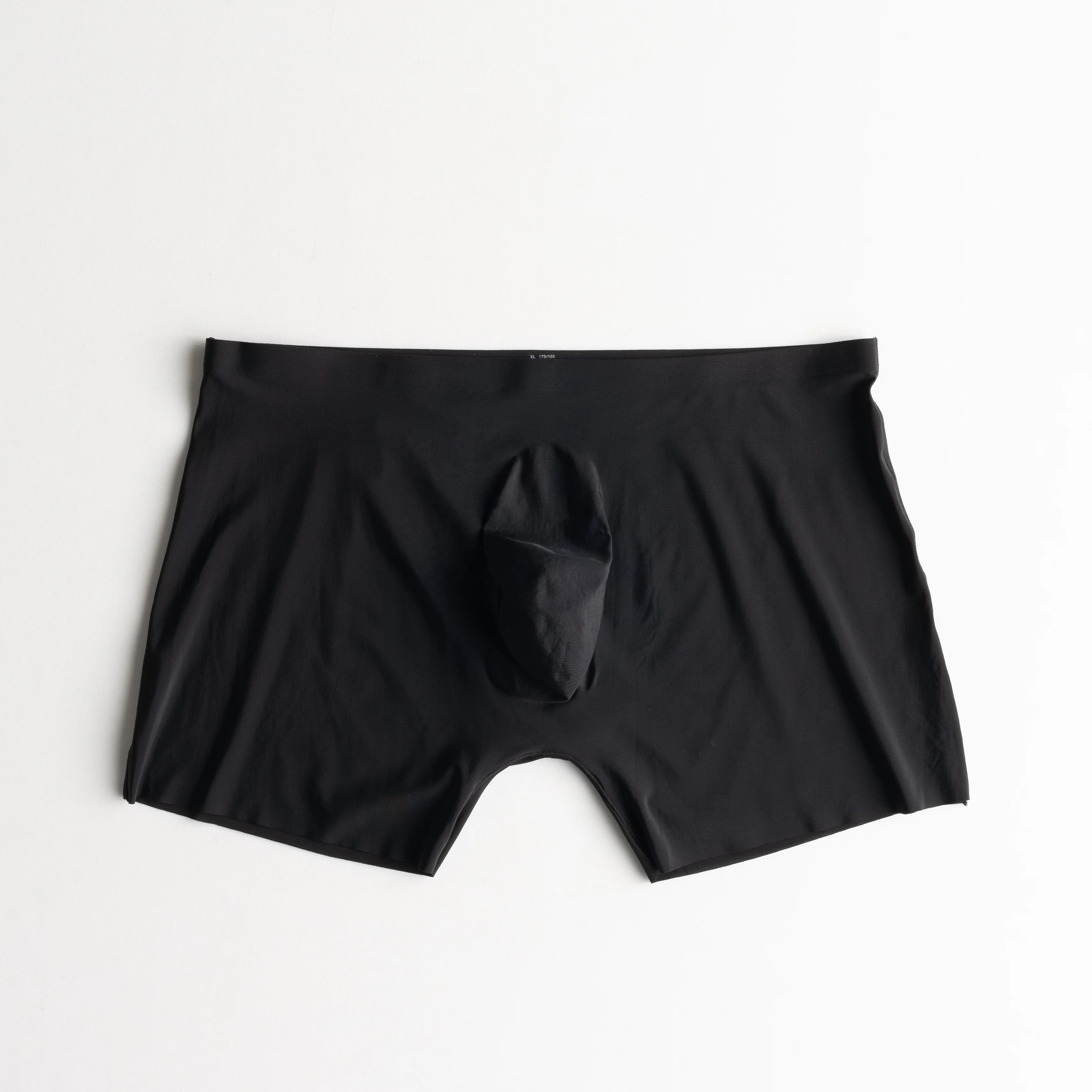 Мужское бесшовное нижнее белье OEM из ледяного шелка, ультратонкие прозрачные модные бесшовные трусы-боксеры 3D