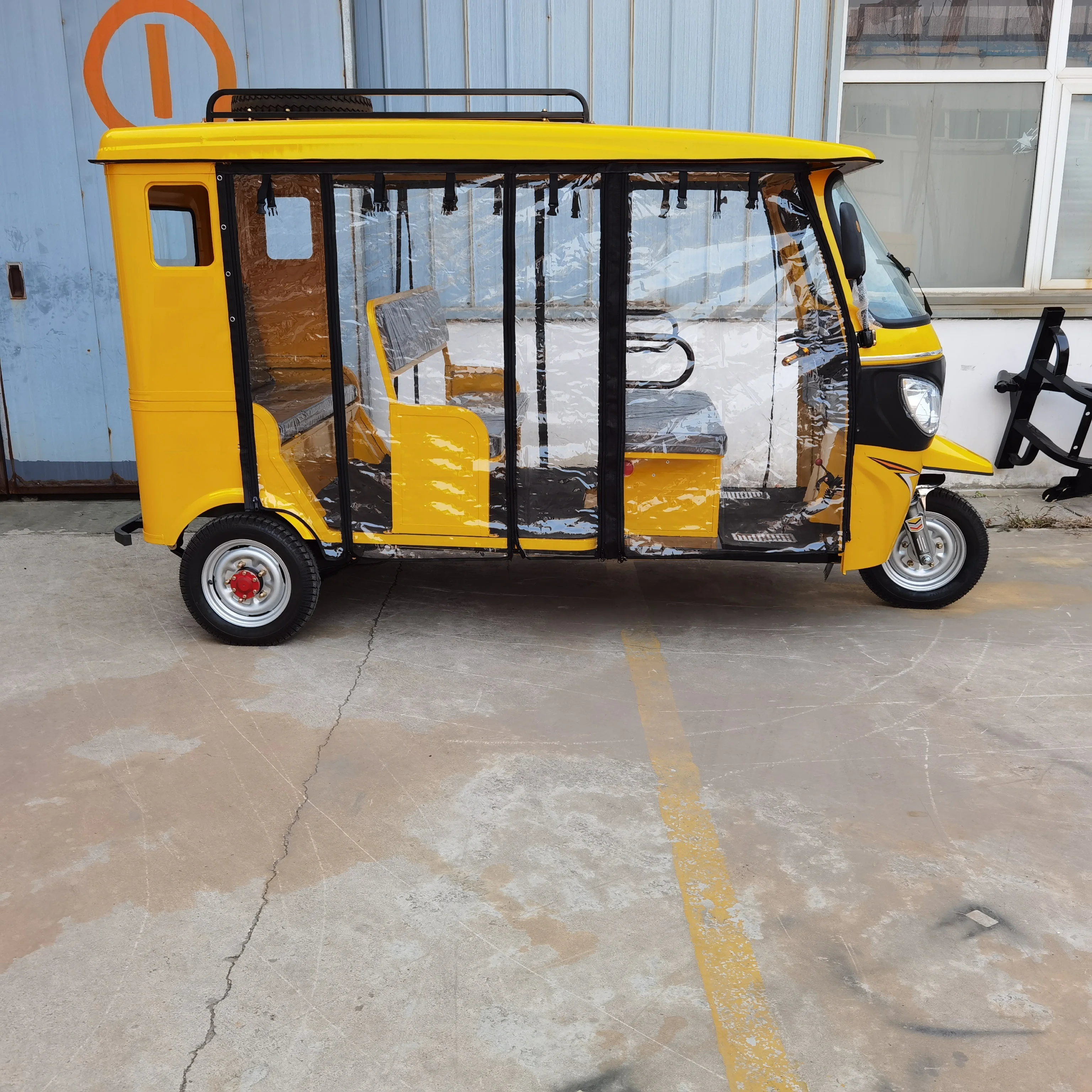 Electric Bajaj Taxi Motor Tricycle 3-Wheel Passenger Trike   Motorcycle