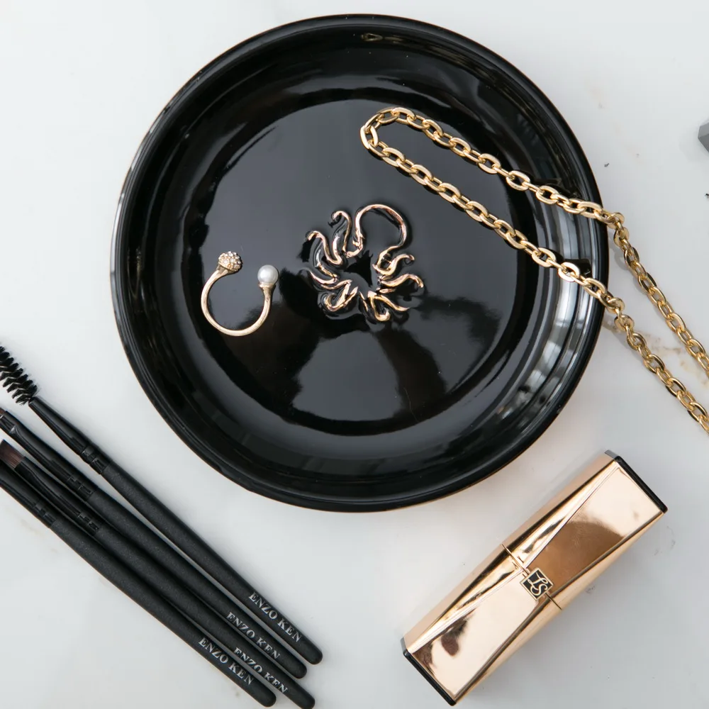 Nice design ceramic display storage for showcase jewelry tray with gold octopus