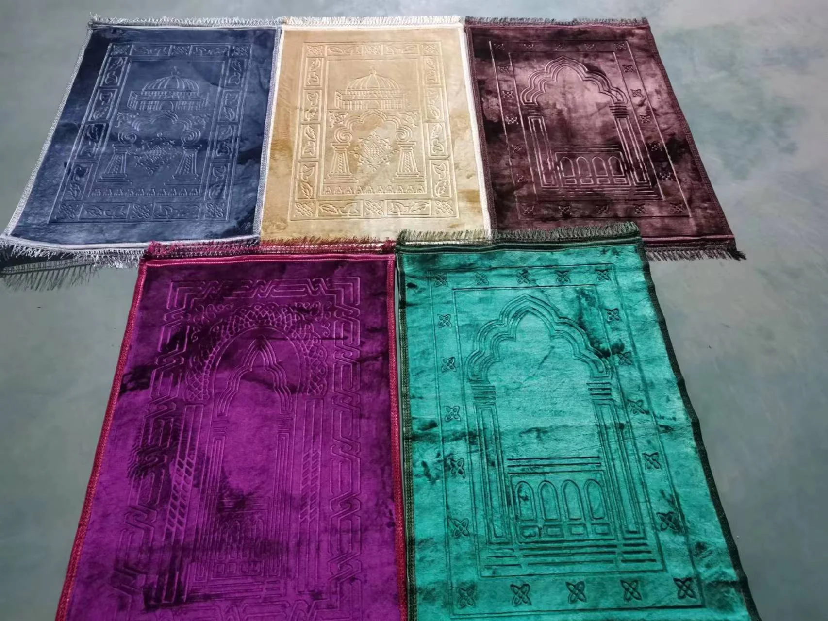 factory price Islamic Turkish Prayer Rugs Praying Carpet Islamic Travel Prayer Mat