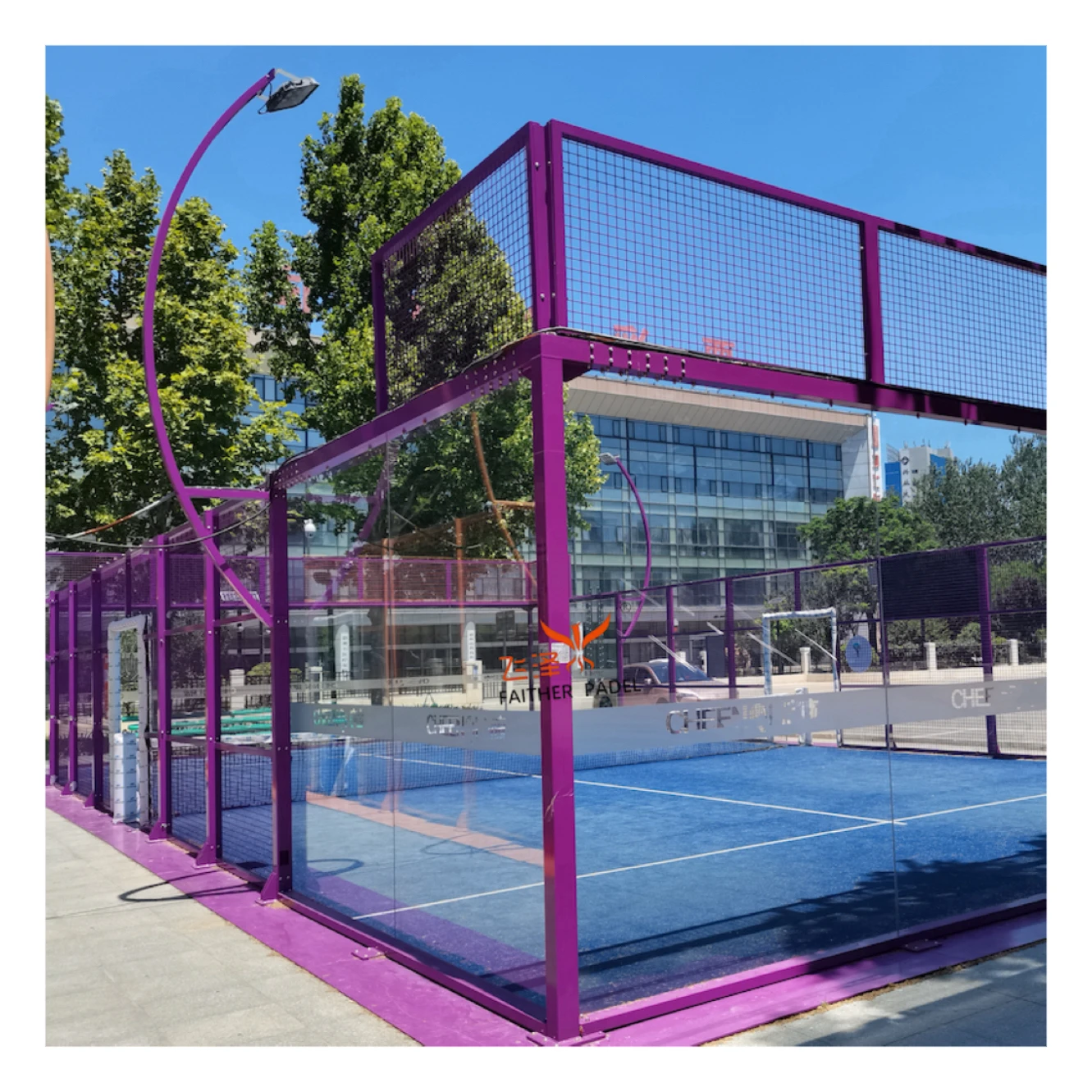 Pioneer Manufacturer in China Specialized on Panoramic Paddle Tennis Padel Courts Futsal Pitches with 10 years Experience