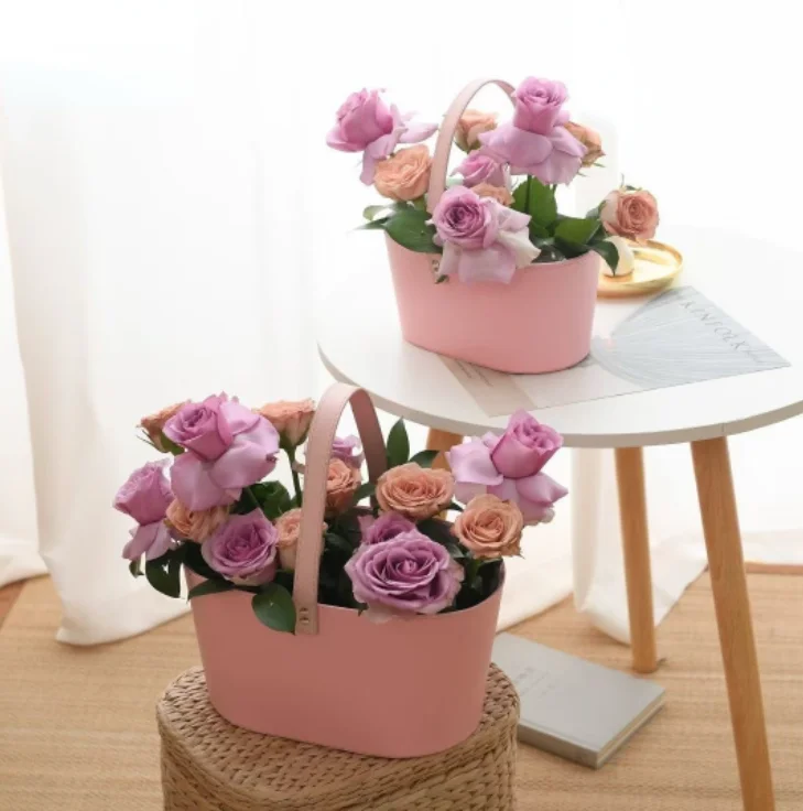 Custom logo luxury bouquet leather packaging cardboard boxes flower box rose paper gift packaging bucket flower box with handle