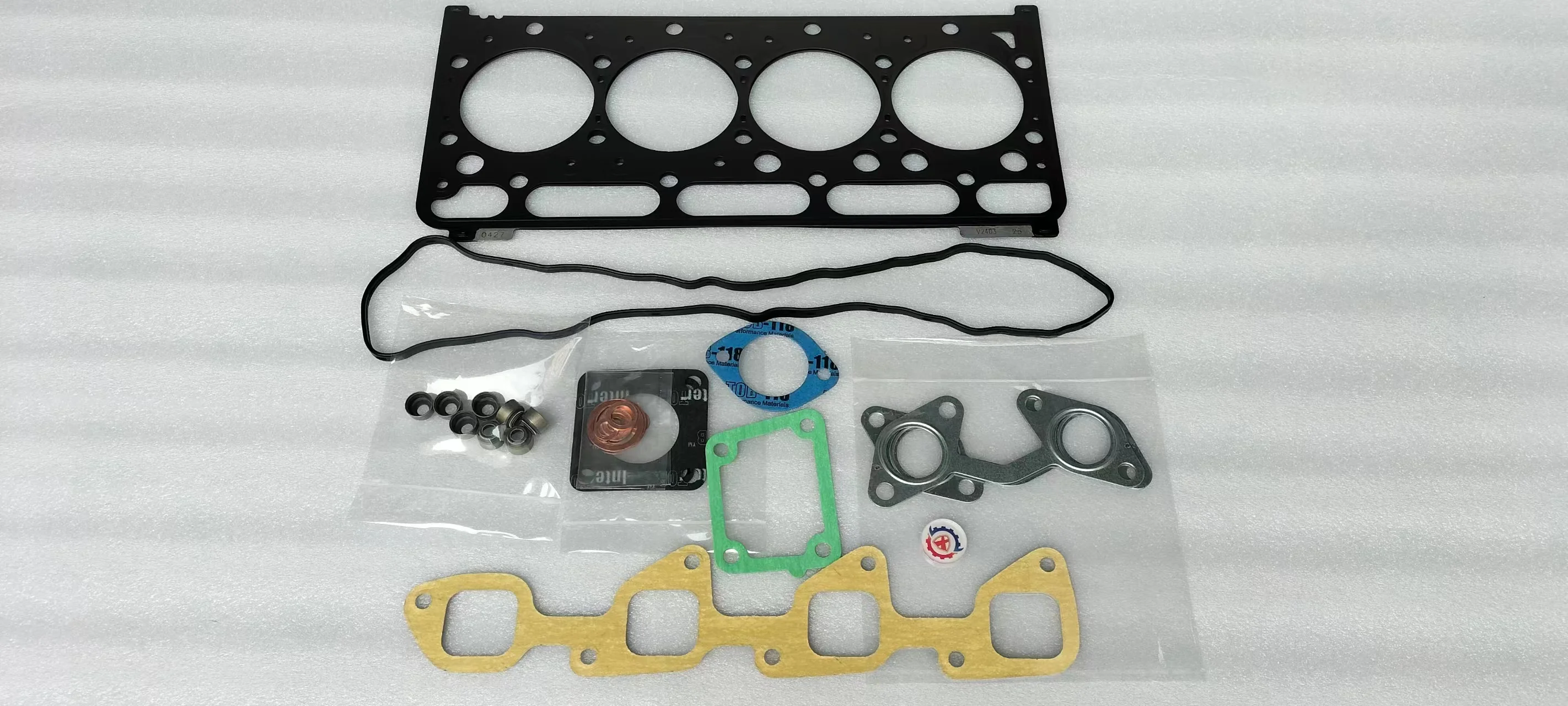 V2203 Engine Gasket Kit  Upper and lower gaskets Gasket Set 07916-29515 07916-29505