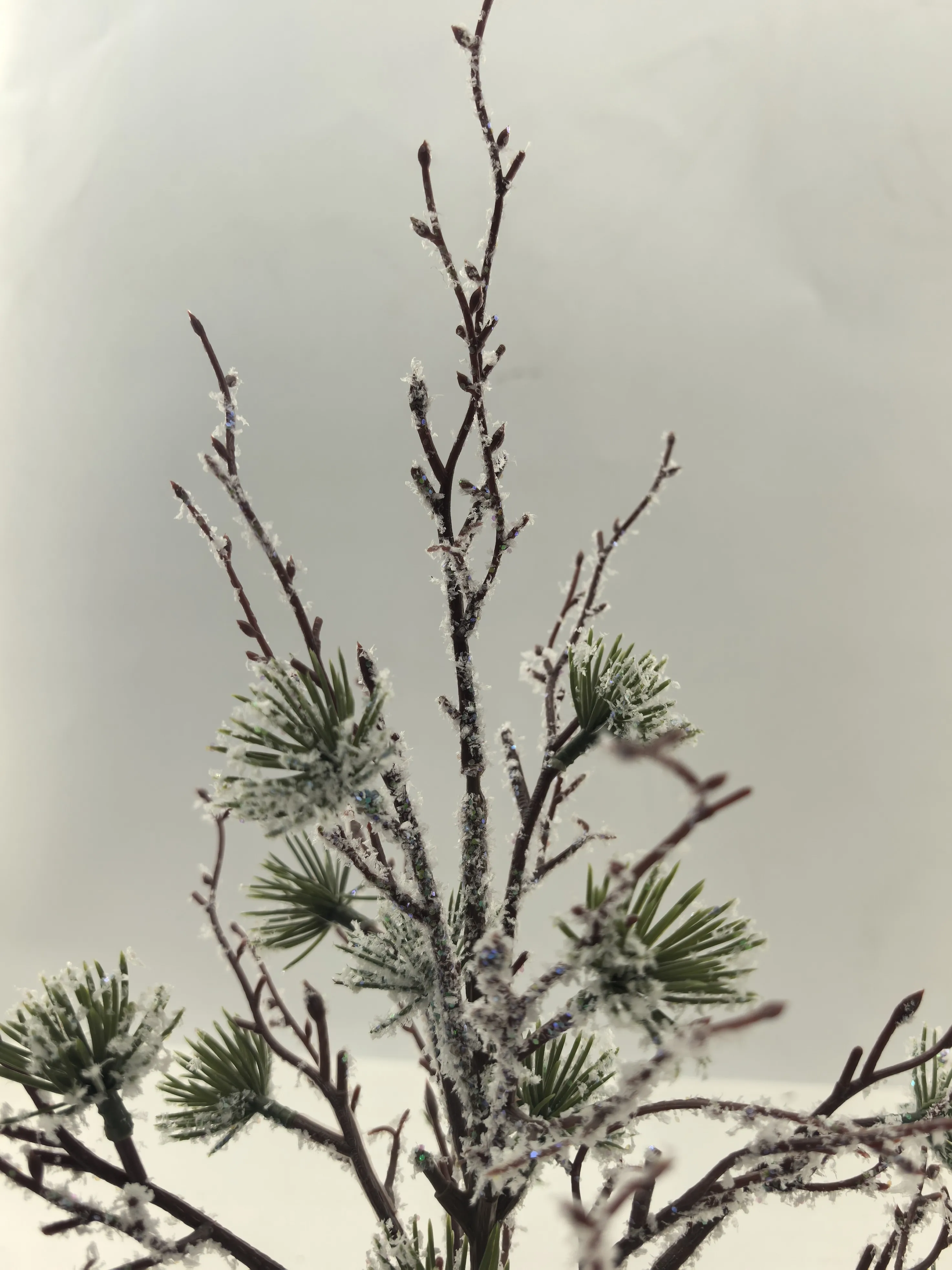 Beautiful Snowflake Artificial Plant 43cm Tall for Elegant Home Interior Decor Charming Snowflake Plant