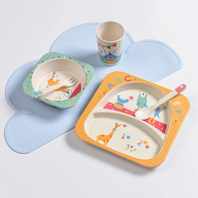 Christmas BPA Free Bamboo Fiber Material Dinnerware Set Wholesale Luxury Tableware