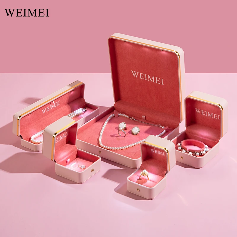 WEIMEI Luxury Pink Boxes Jewelry Ring Necklace Custom LED Pu Leather Packing Jewelry Set Box with Logo Engagement