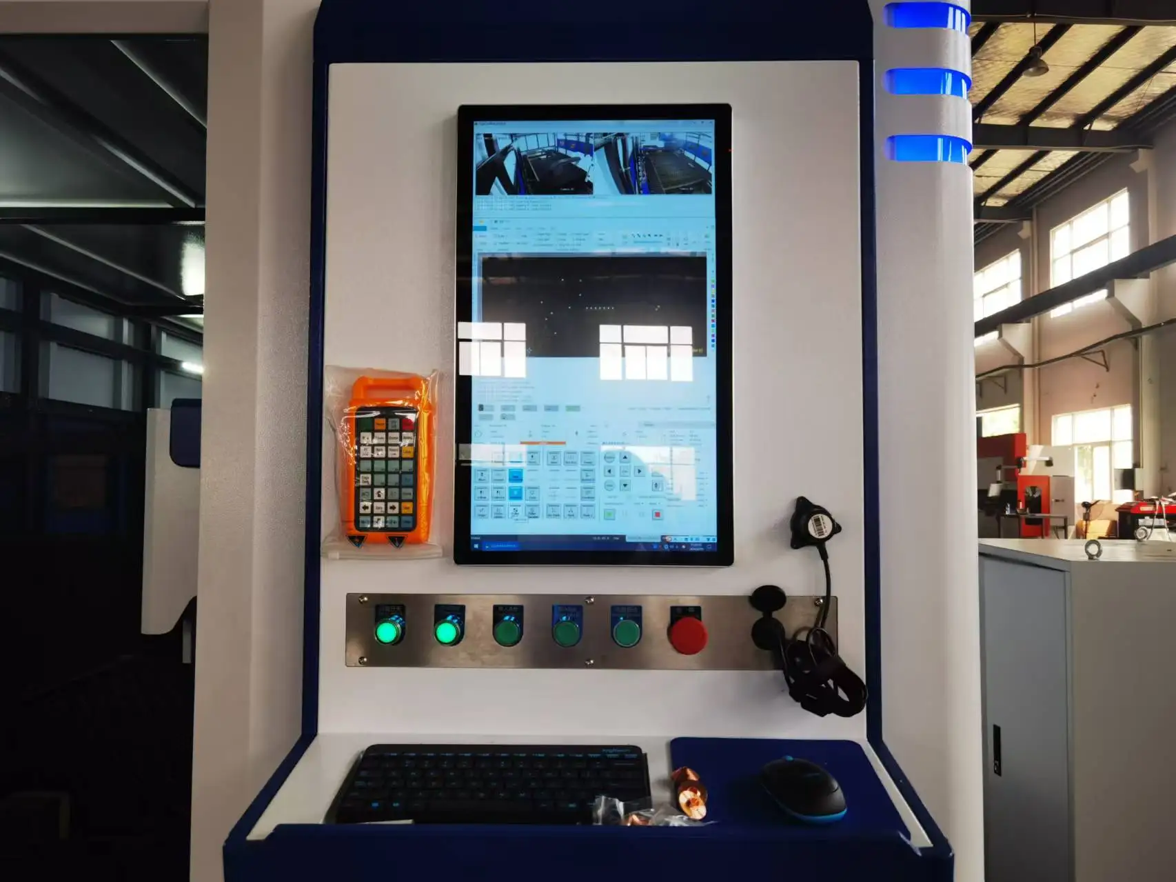 Fully surrounded high power laser cutting machine tube/plate laser cutting machine