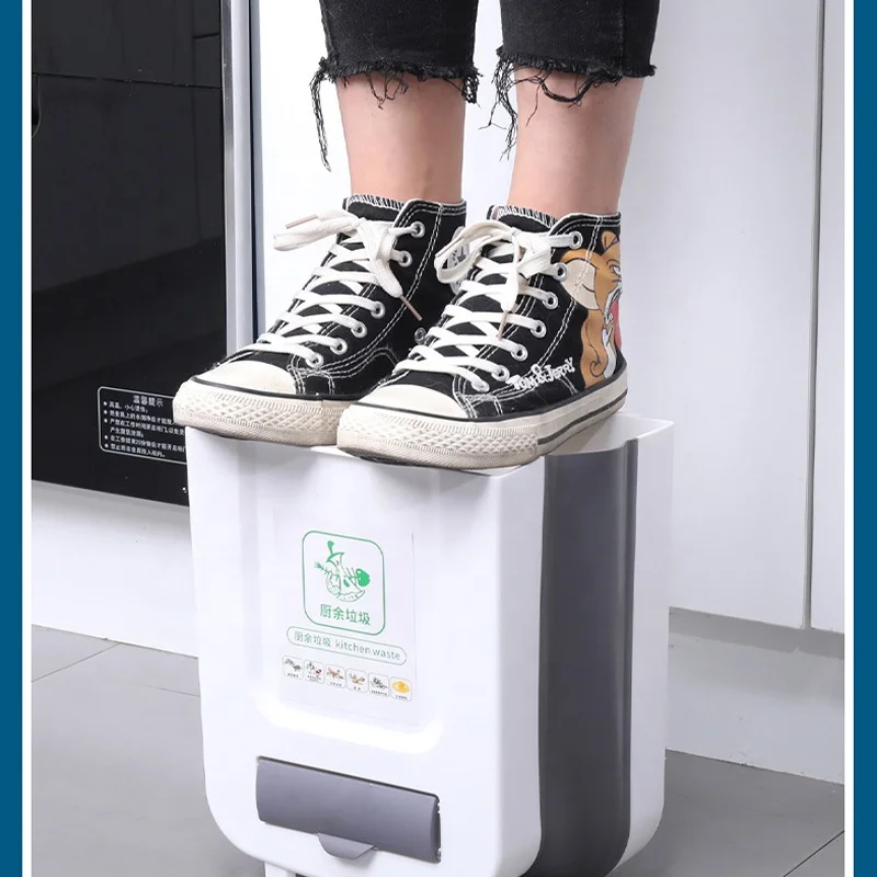 Kitchen Under Sink Hanging Collapsible Waste Bin Plastic Folding Small Garbage Trash Can for Cabinet Car Kitchen Office