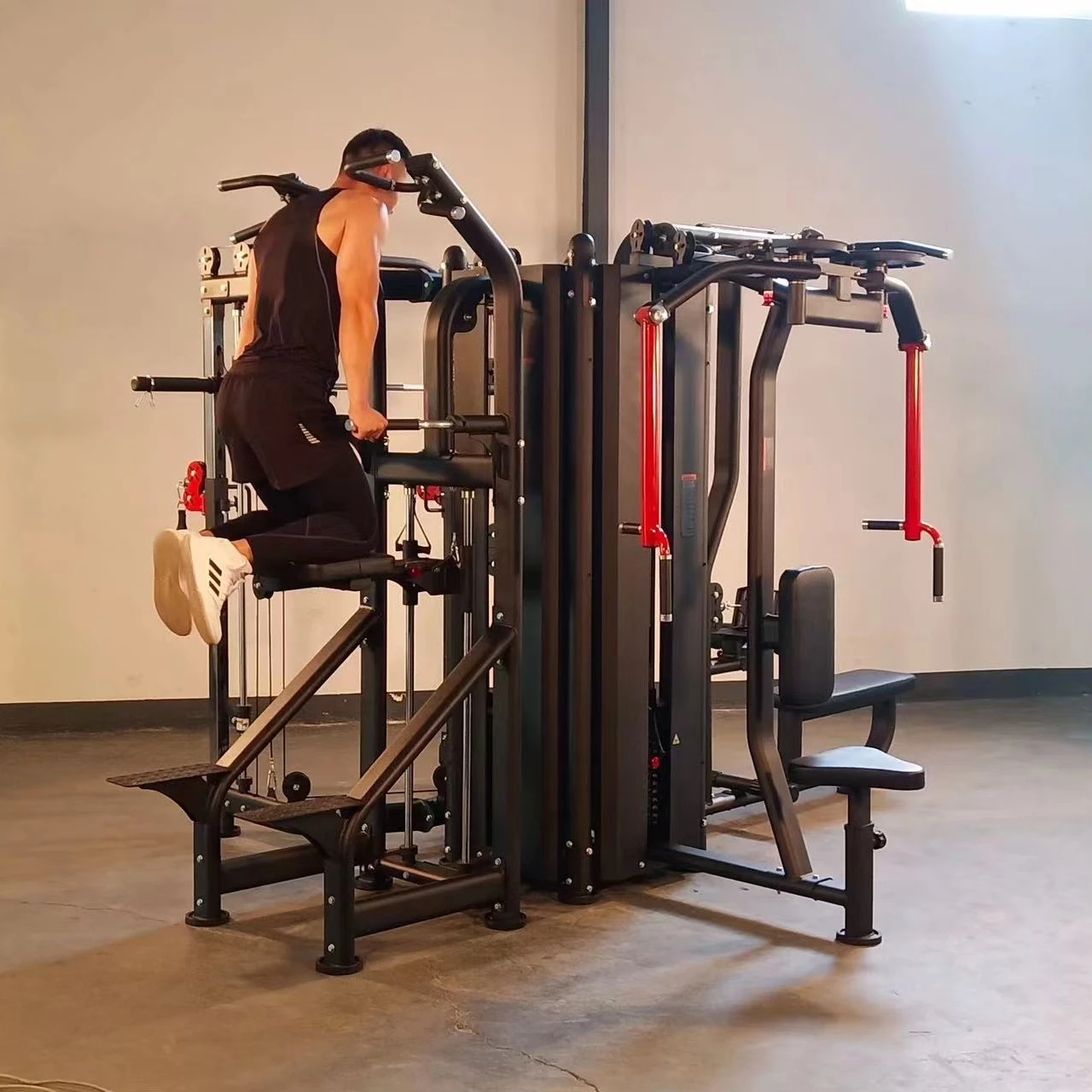 Professional Multifunction comprehensive training machine for home use