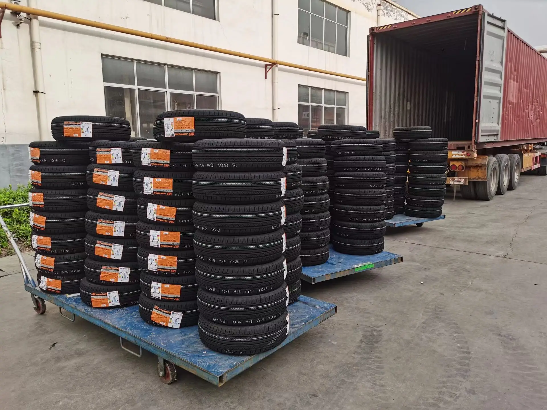 China PCR JOYROAD 245/50ZR18 low price tyres for cars tubeless
