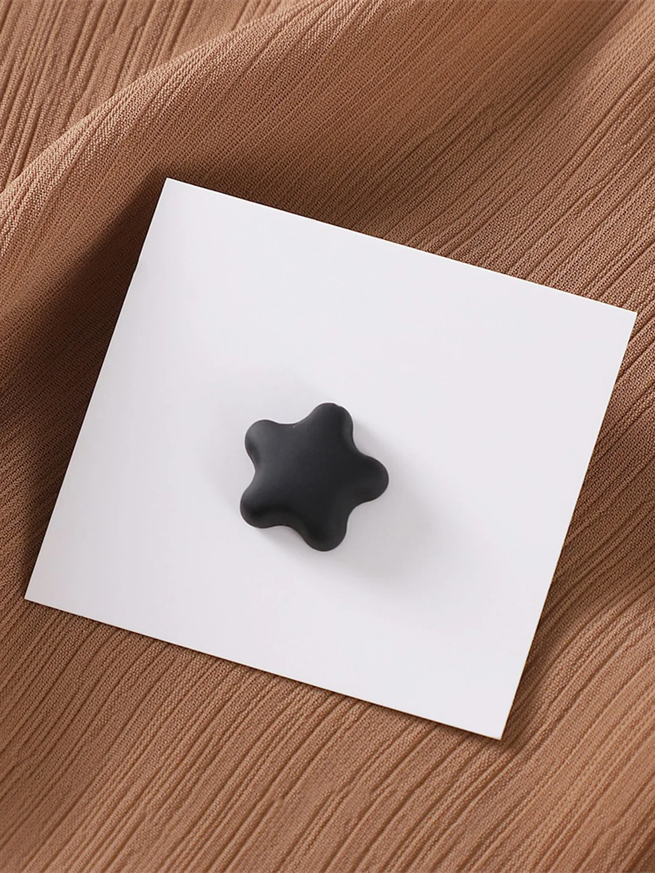 New No snag Magnetic Hijab Scarf Pins Muslim Women Pinless Safety Headscarf Brooches Accessories Hijab Magnet Pins