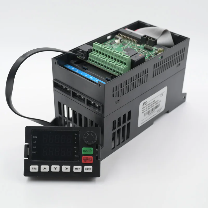 22kW 30HP China Manufacture VFD VFD/220V Three Phase/Converter/Inverter/Variable-frequency Drive\AC Motor Drive
