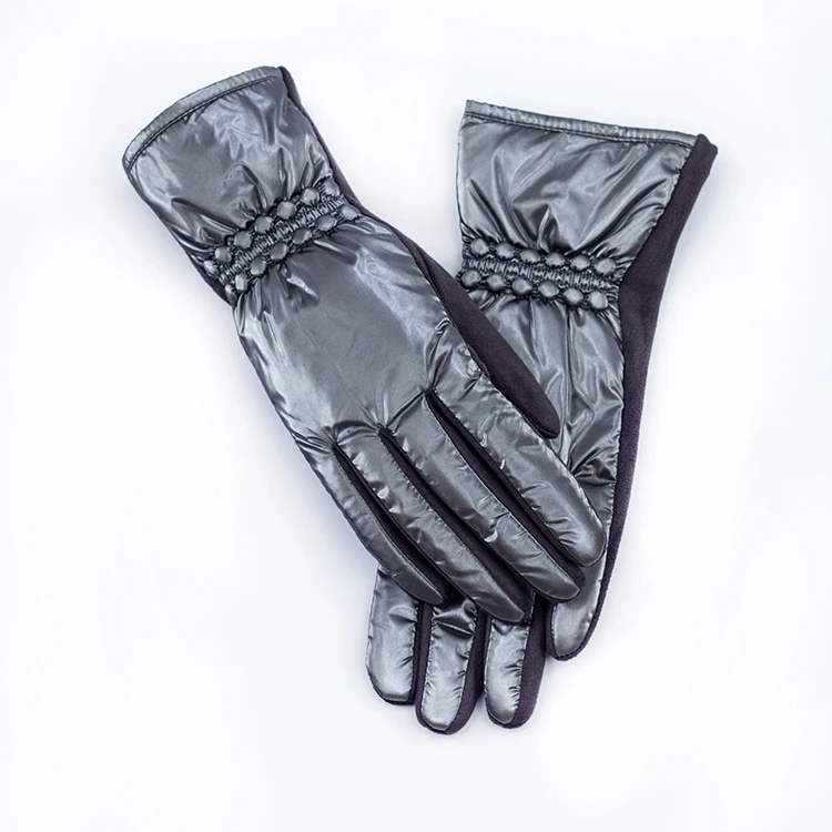 Wholesale winter stylish women gloves wash free down  cotton riding gloves embroidered touchscreen  gloves