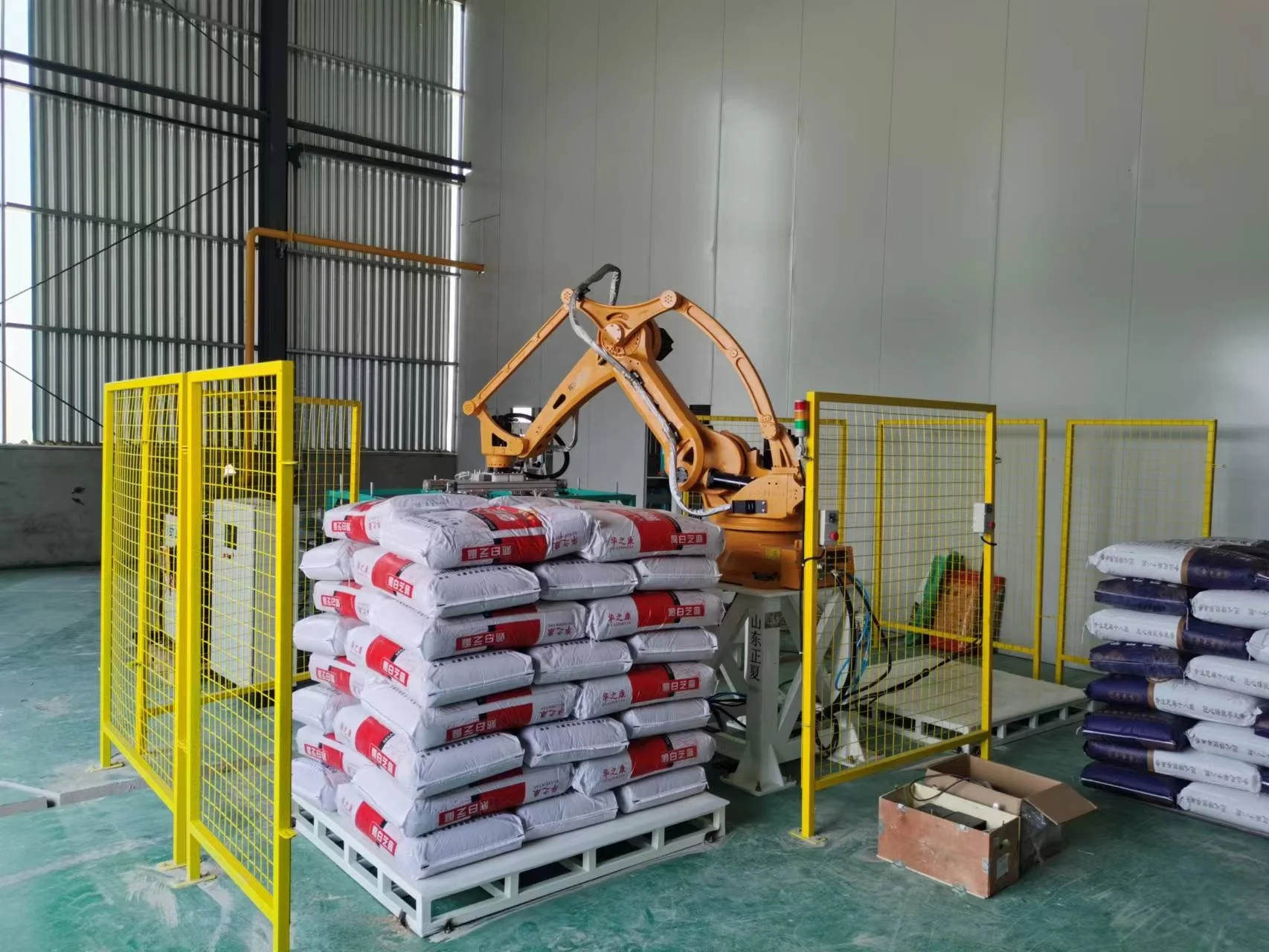Professional Manufacture Roboter Palletizering Packing Line Pack Carton Case Bag Robot Estun Palletizer Bag