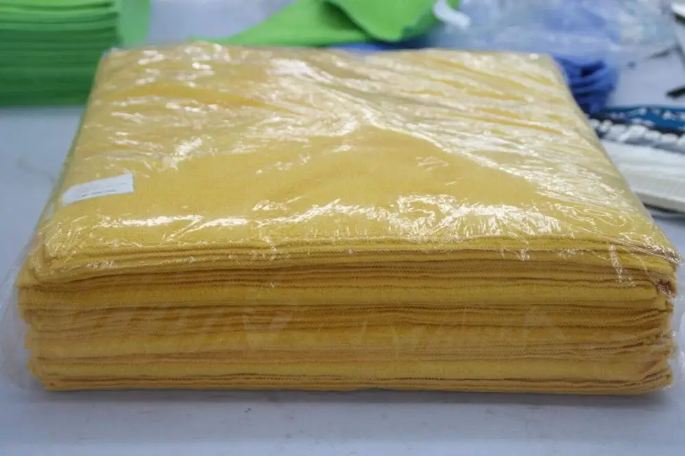 Quora Polyamide  Lint Free Microfiber Cloth Towel