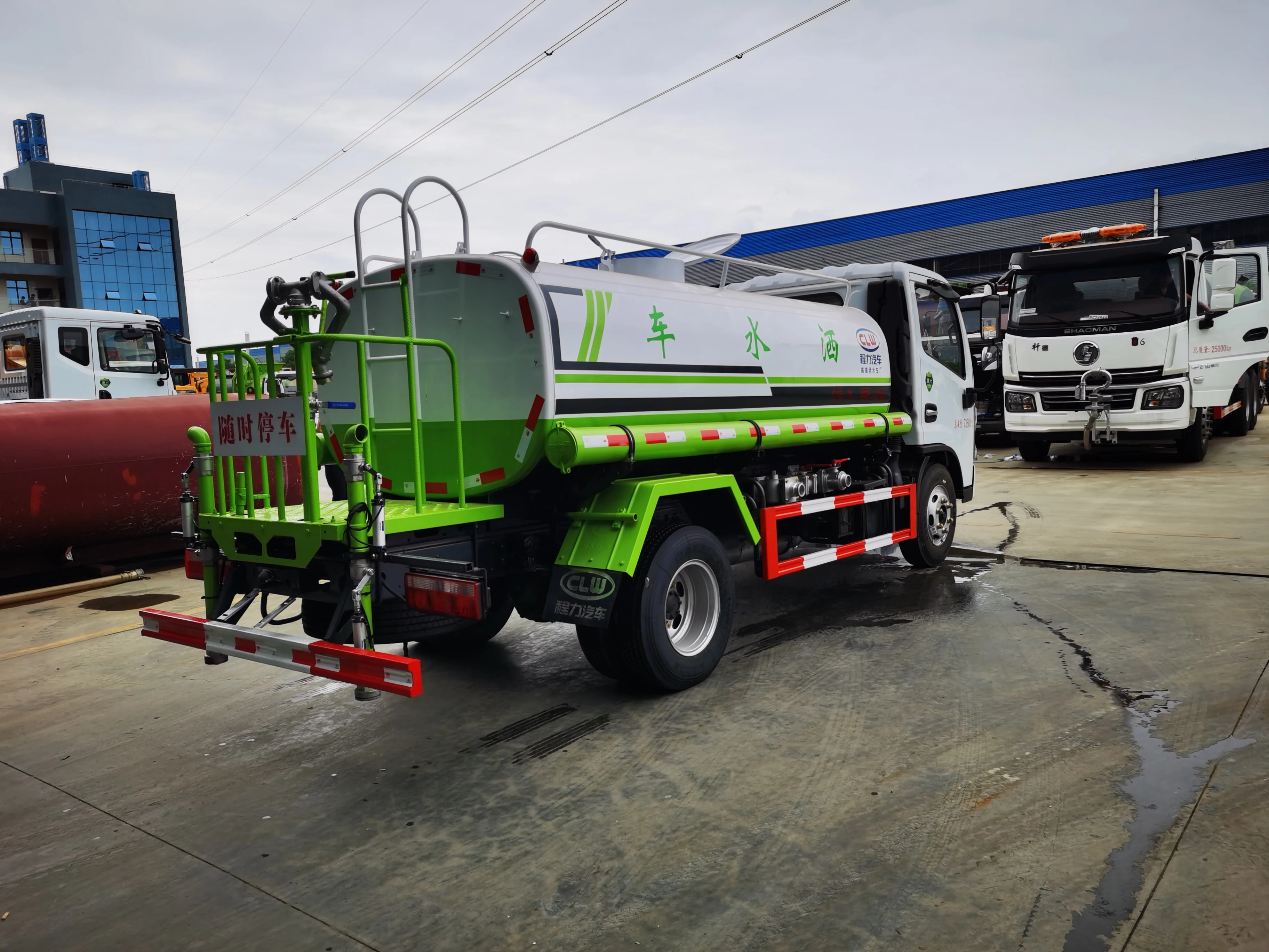 Прямые продажи от производителя недорогой новый вакуумный резервуар Dongfeng 4*2 с левым приводом для