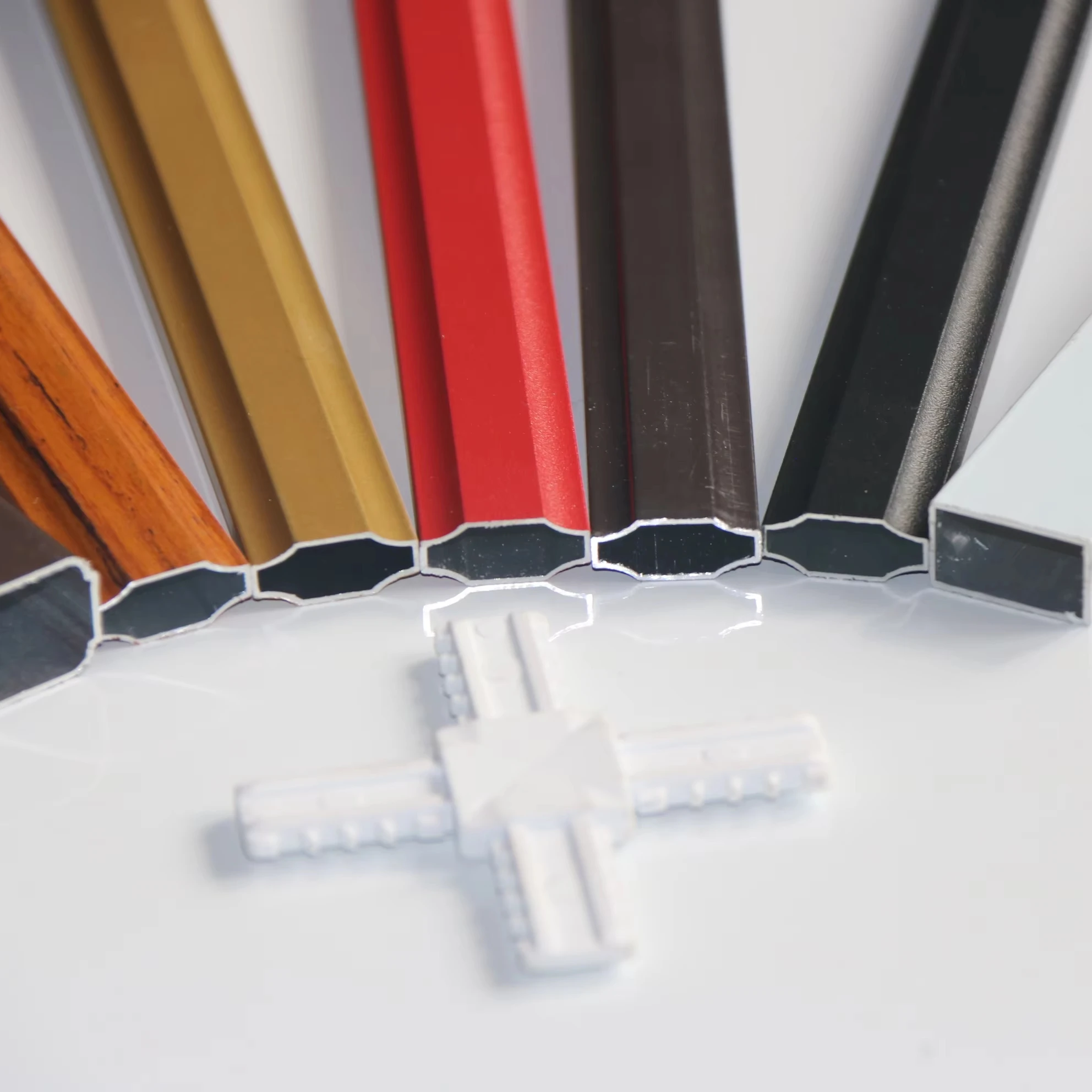 Hot sales Environmentally friendly beautiful high hardness easy construct hollow glass aluminum decorative strips supplier