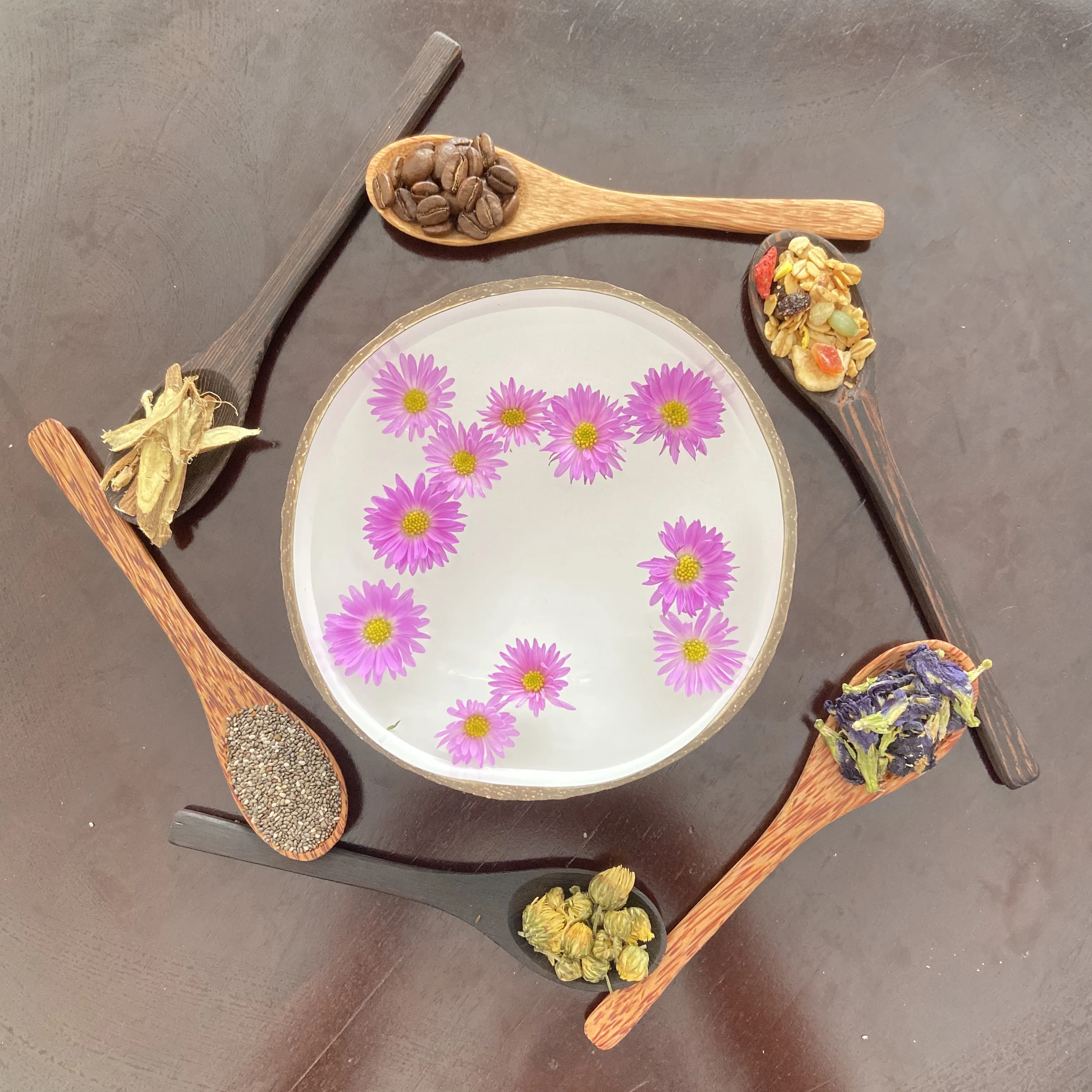 BEAUTIFUL  COCONUT BOWL NATURAL SAFE FOOD HANDICRAFTS  COCONUT SHELL BOWL VIETNAM HAND MADE CRAFT ACAI BOWL