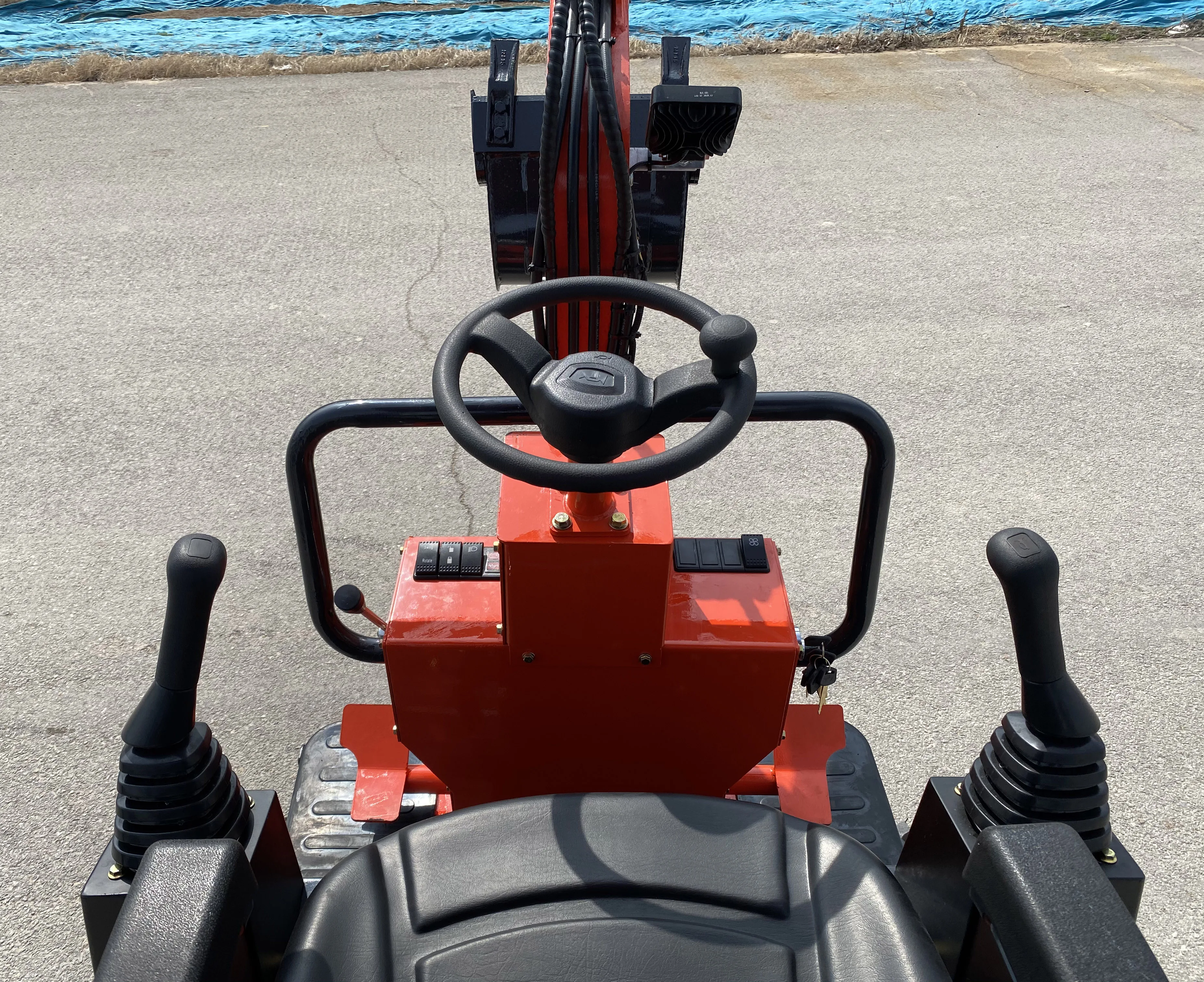 EPA engine  Chinese excavator factory price rubber tire 4 wheel drive hydraulic digger walking wheel excavator mini excavator