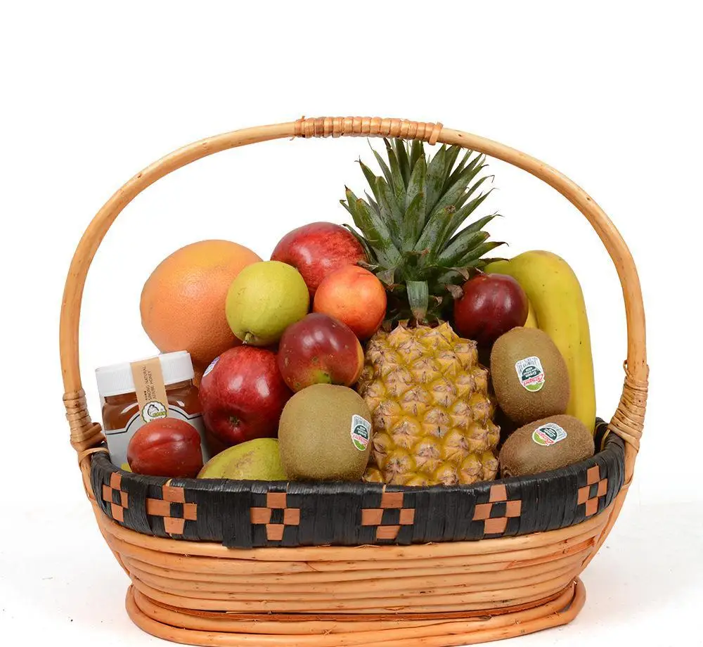 Wholesale cheap handmade oval  suppliers wicker fruit basket empty gift basket with handle