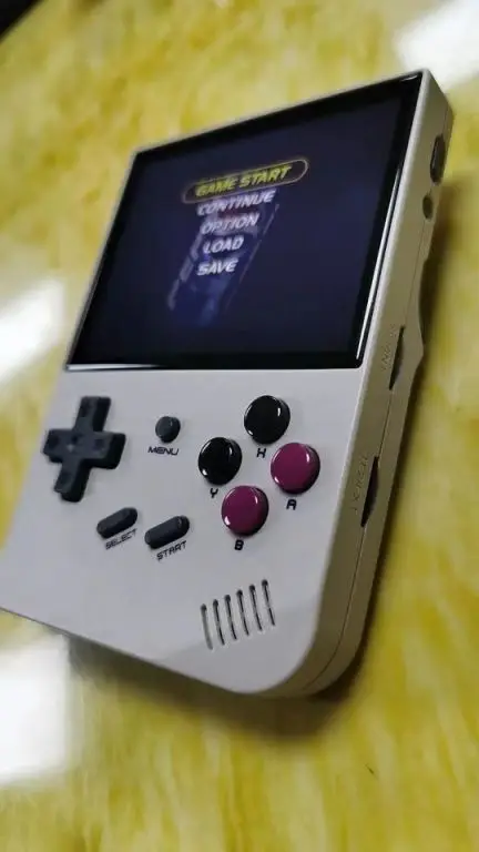 Hot sales RG35xx 3.5 Inch retro portable handheld Game console wireless and wired gamepad  connection support with Linux system