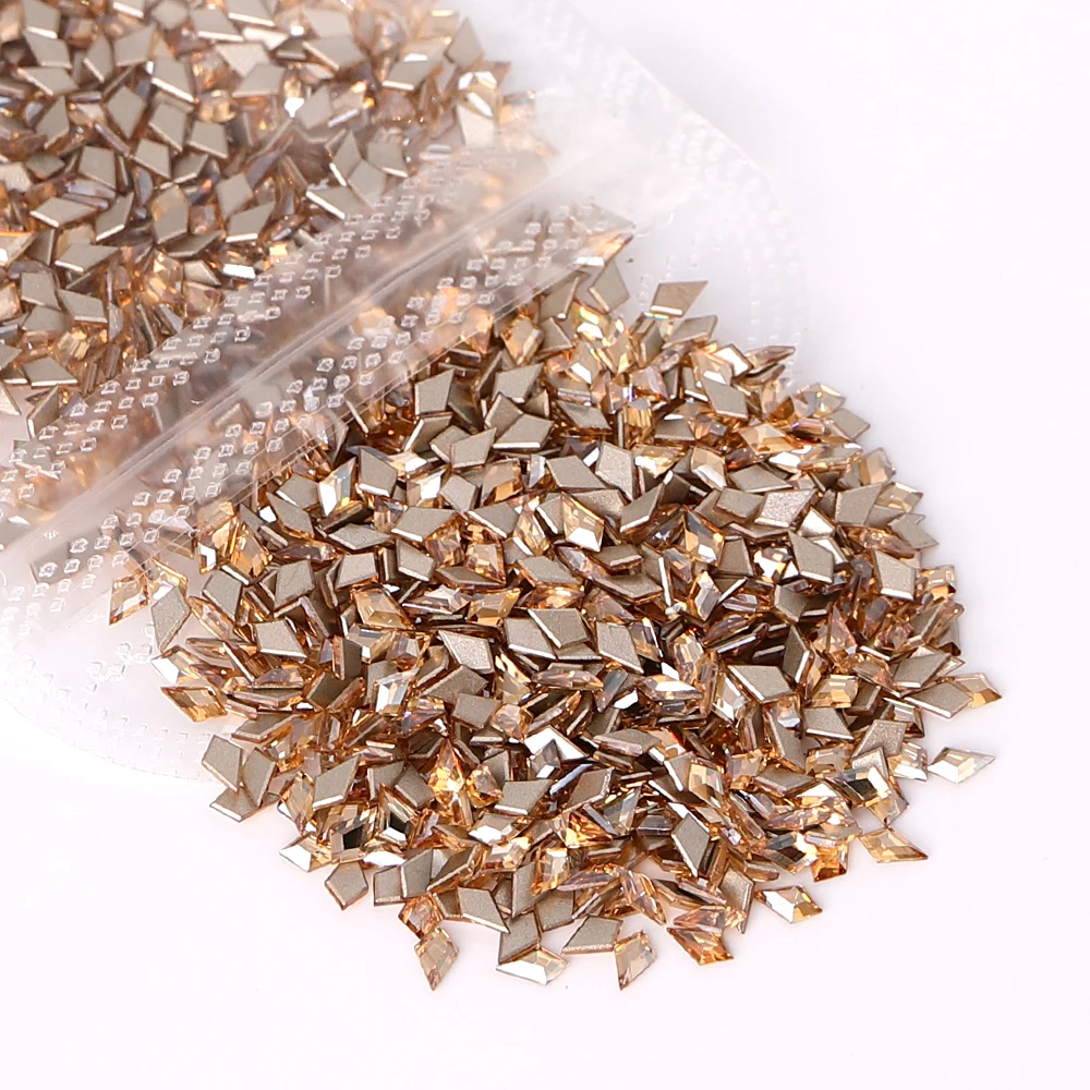 QIYI High Quality Hot Sell Stylish Multi Fashion Luxury Quality Shimmering Arrow Glass Beveled Flat Back Rhinestone For Nail Art