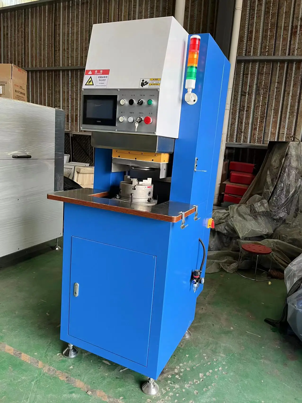 High-grade grinding wheel automatic knife function stable operation thick turret punch die grinding machine