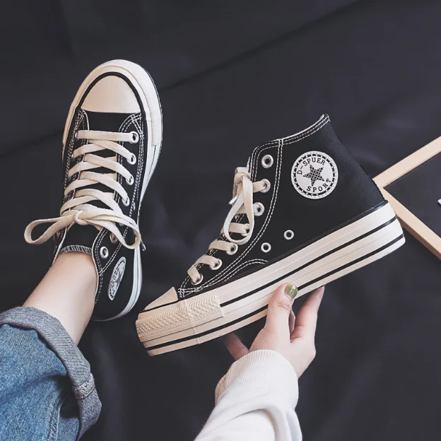 
Sepatu Zapatillas Original Custom Shoes Lace up Vulcanized Flat Casual Sneakers Canvas Shoes Men and women sneaker 