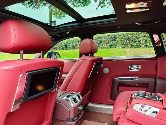 Rolls-royce Ghost 2015 Series II Extended Edition 6.6T 571 Horsepower, 8-speed Automatic Transmission LED 11 Electric Light 12