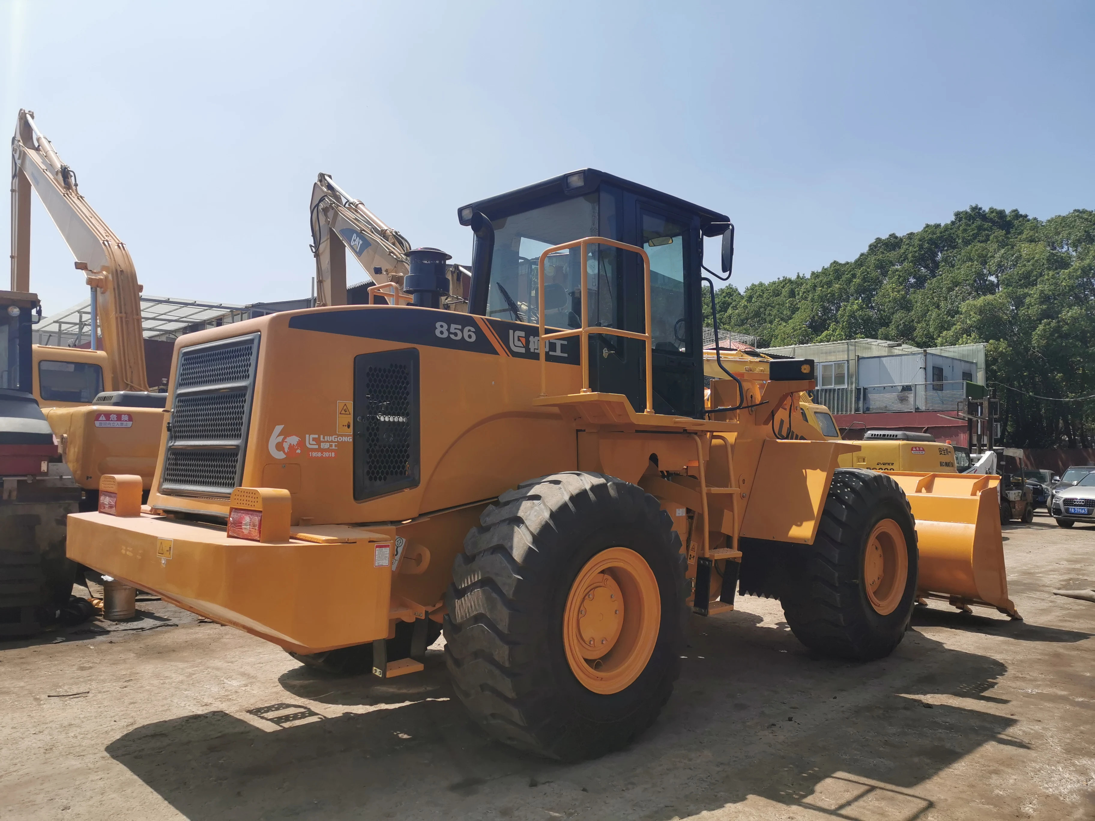 Китайские ручные погрузчики LIUGONG 856 855 б/у на продажу