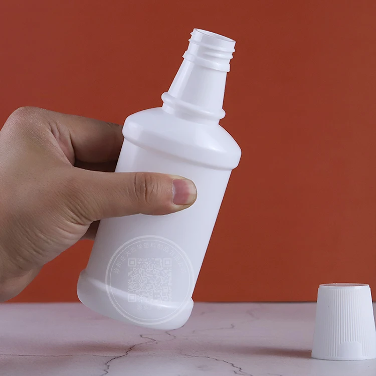 High quality with scale Empty 100ml portable oral hygiene personal care plastic pe Mouthwash Bottle