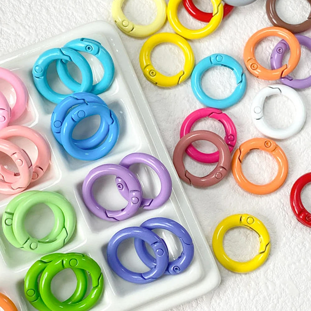 2024 new round spray painted spring buckle split ring keychain metal alloy DIY luggage accessories