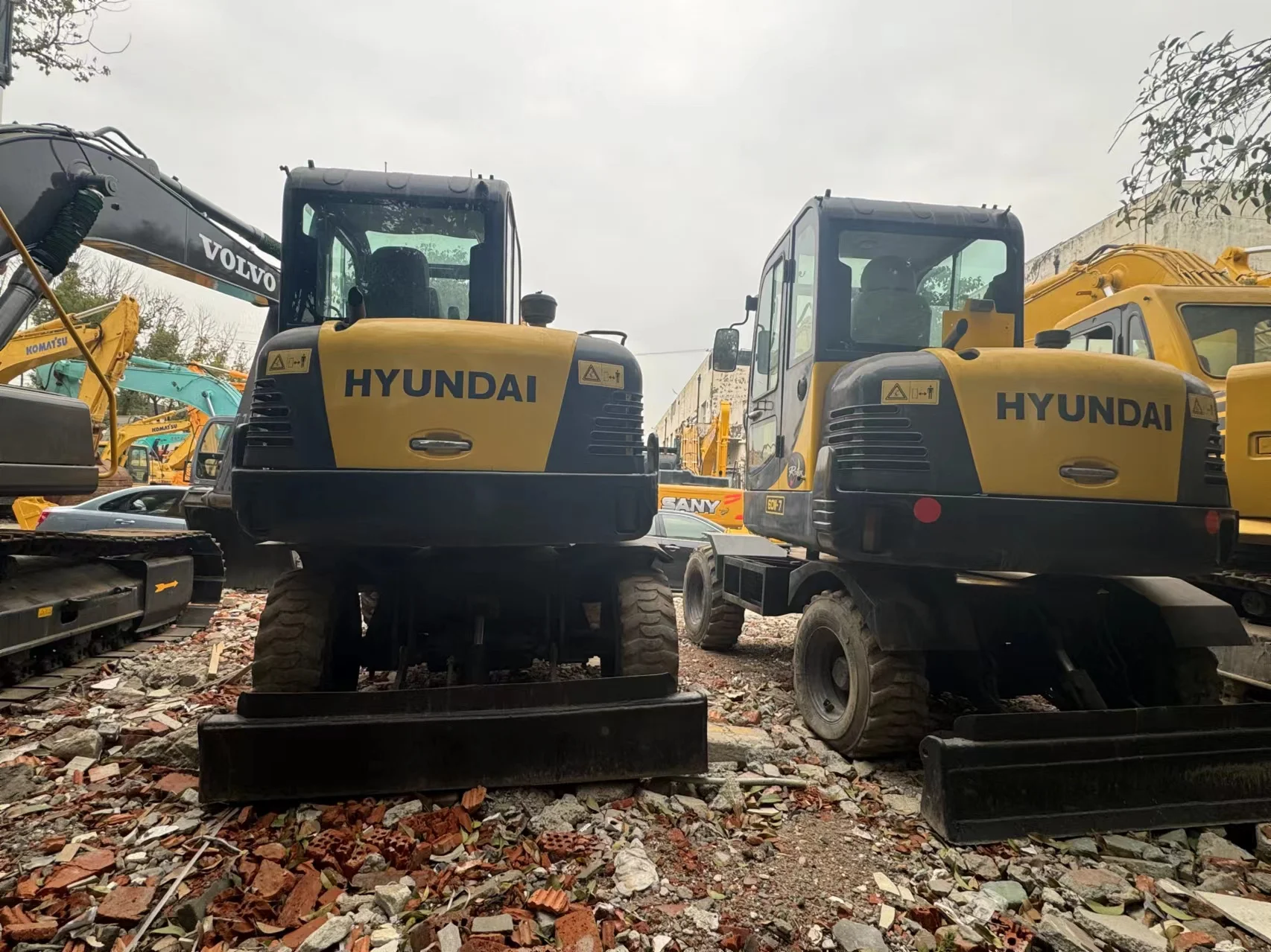 Хит продаж мини-экскаватор используется HYUNDAI R60W-7 колесный экскаватор 6 Тонн Небольшие экскаваторы в хорошем состоянии