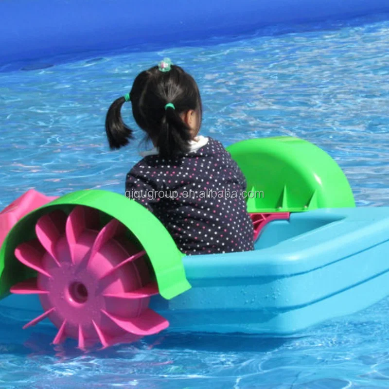 The Newest Fun Amusement Park Cheap Plastic Small Hand Pedal Boat with Inflatable Swimming Pool Kids Hand Paddle Boats