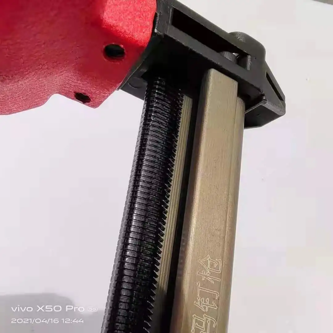 
425K-C 18 Ga. Pnuematic Stapler 