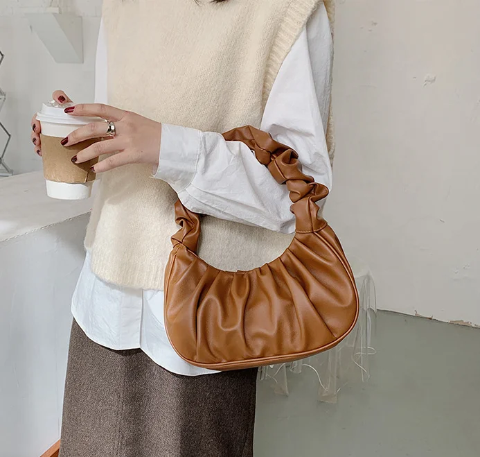 2024 New Arrival Luxury Mini Cloud Shape Pouch Ladies Hand Bag Pu Custom Leather Small Handbags For Women Shoulder Bag