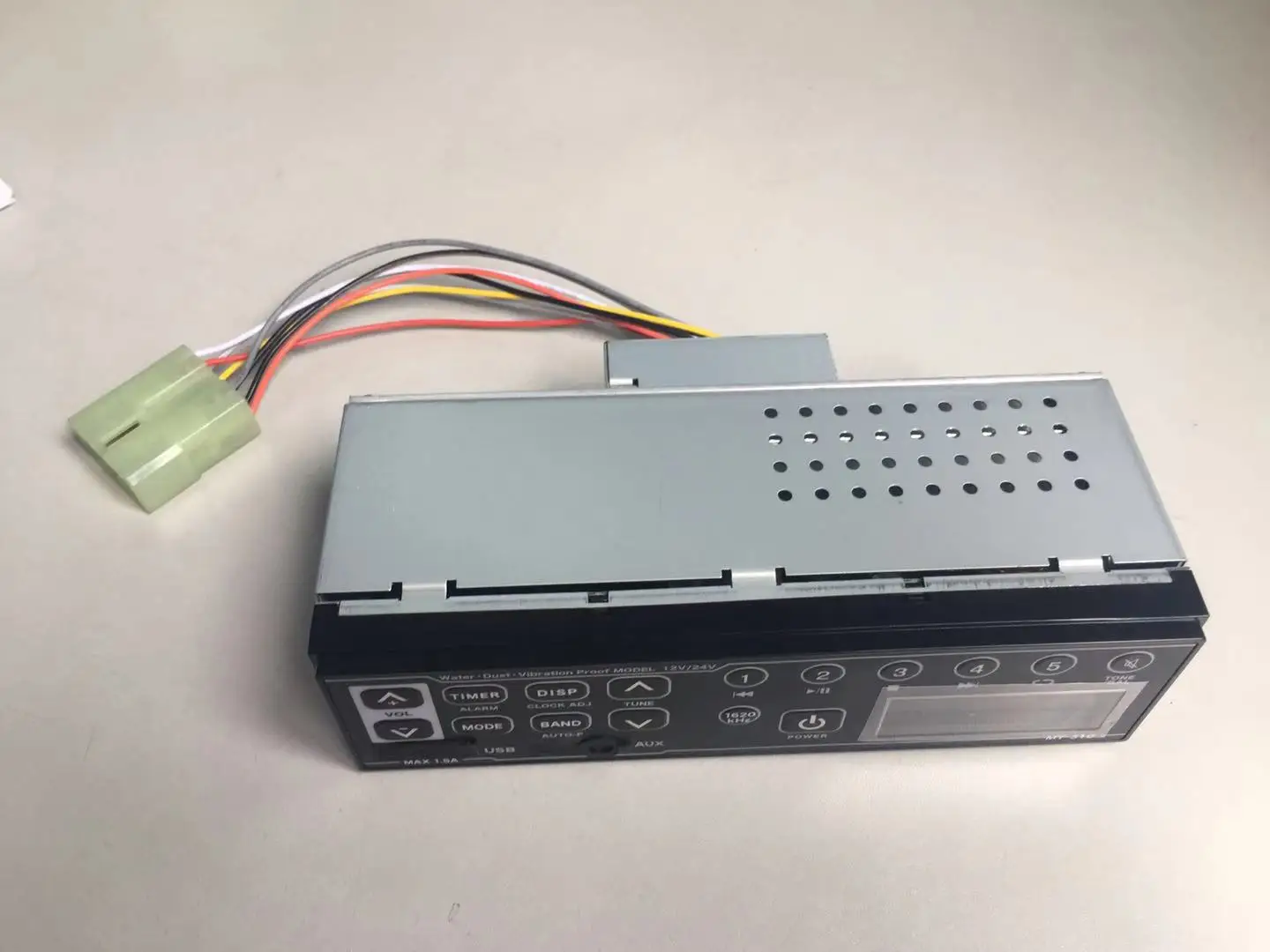 Hidaka m200 global one DIN Car Stereo channel  MP3 / FM / USB / aux  control excavator radio car radio car audio