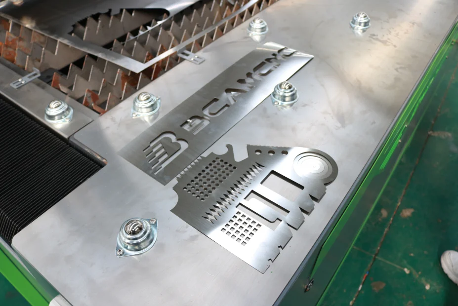 Машина для волоконной лазерной резки bcam 3 кВт мощностью 3000 Вт