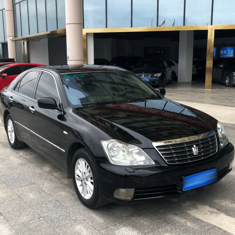 Лидер продаж, бытовые черные классические и элегантные подержанные автомобили Toyota Crown