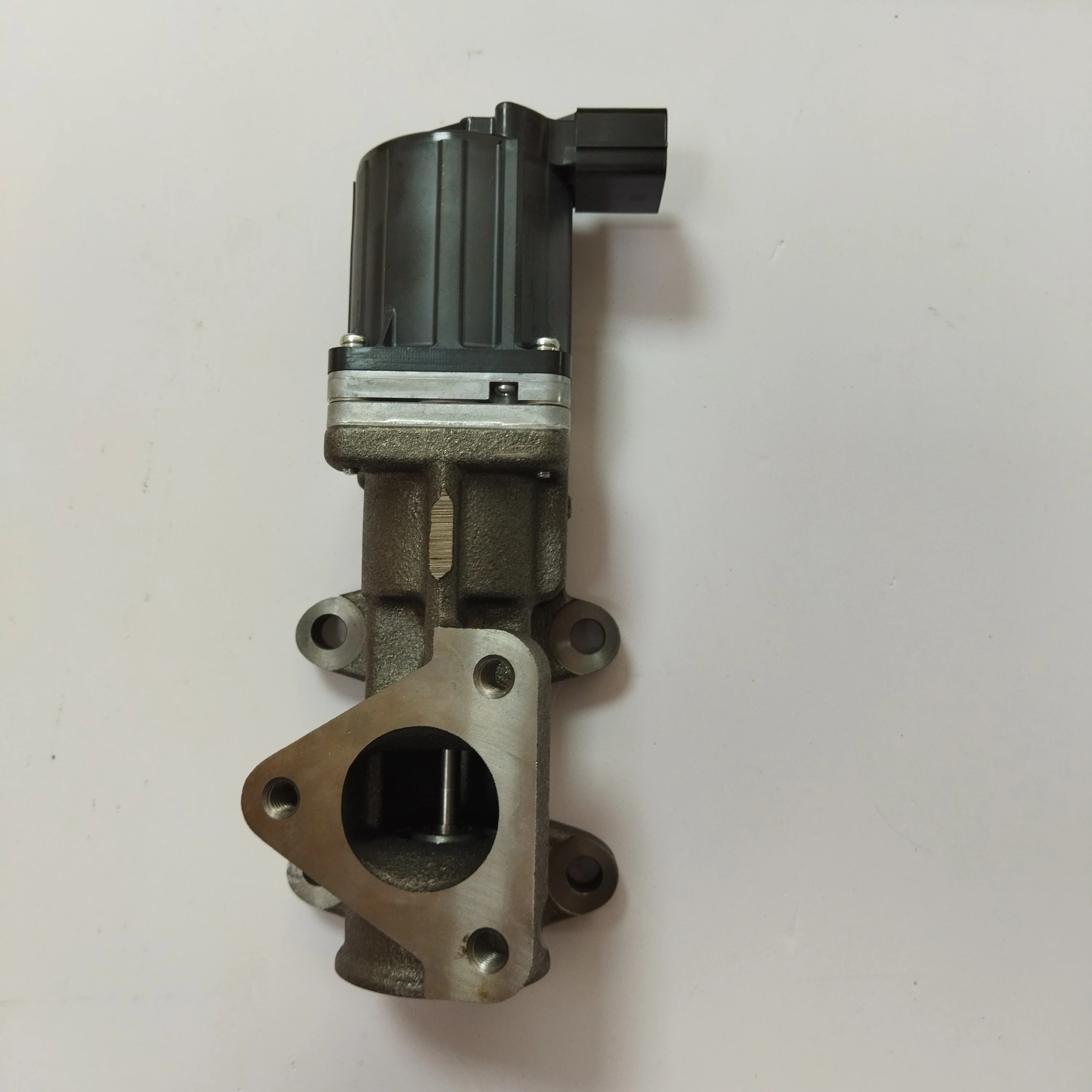 8-98238252-2 GER VALVE ENGINE 4HK1 of excavator parts