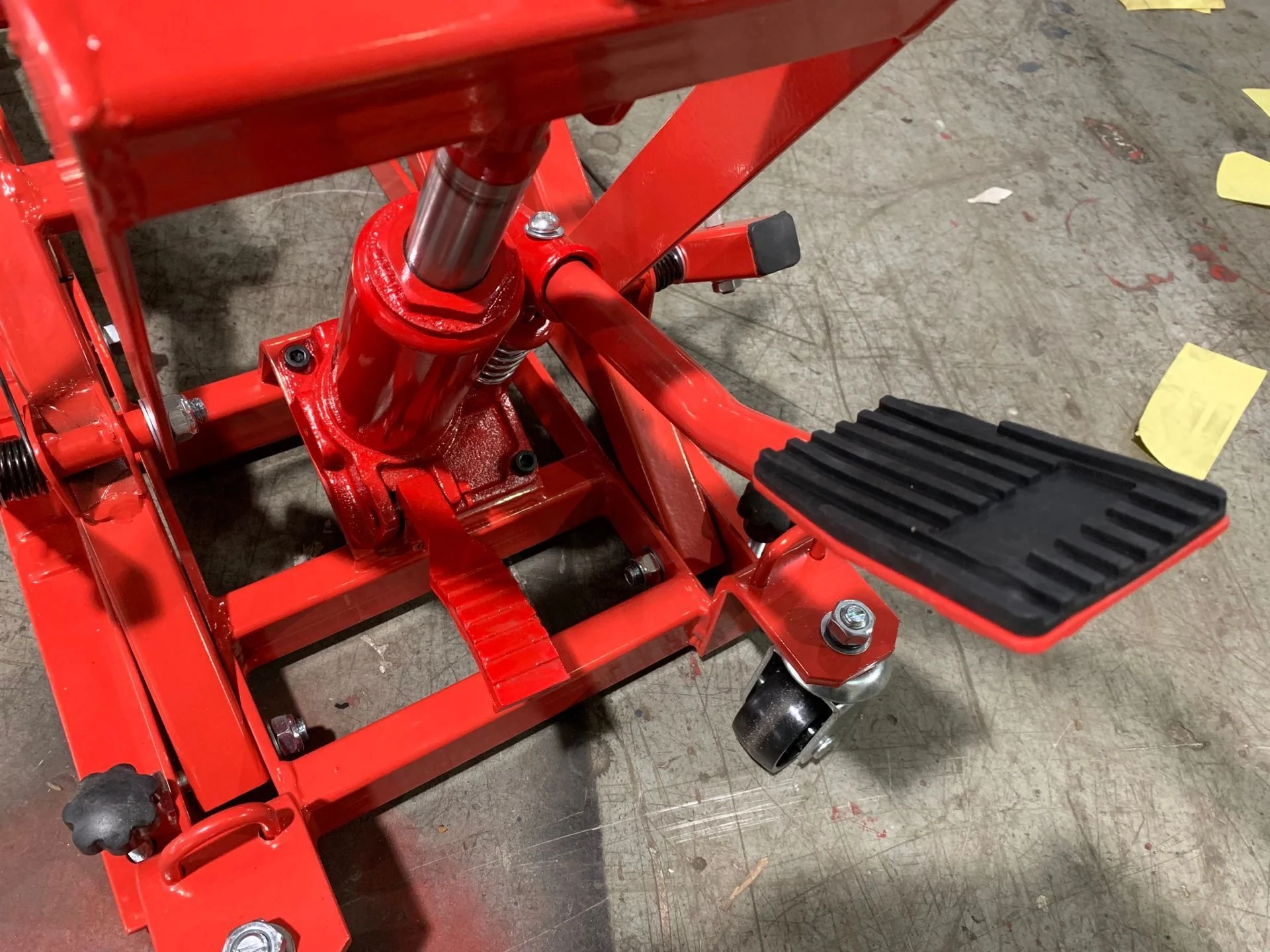 1500lbs low profile Hydraulic ATV/motorcyce lift jack with lifting height from 120mm to 380mm model Nr. MCL53J28