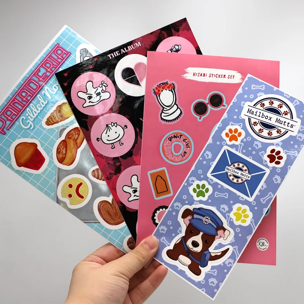 Self Adhesive Customized Printing Clear Colorful Round Die Cut Kiss Cut Stickers Transparent Logo Roll Packaging Label