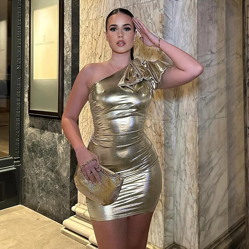 Wholesale 2024 summer elegant party club wear strapless one shoulder shiny mini dress