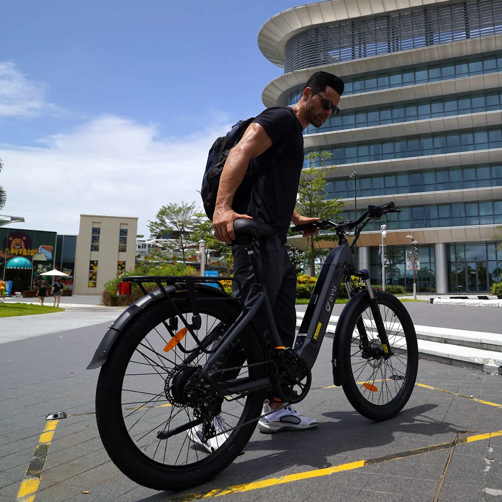 Manufacture Newest Style Motor Pedal Assist Adult Electric Bicycles mountain bike 50 km h electric cycle mtb fat tire bike