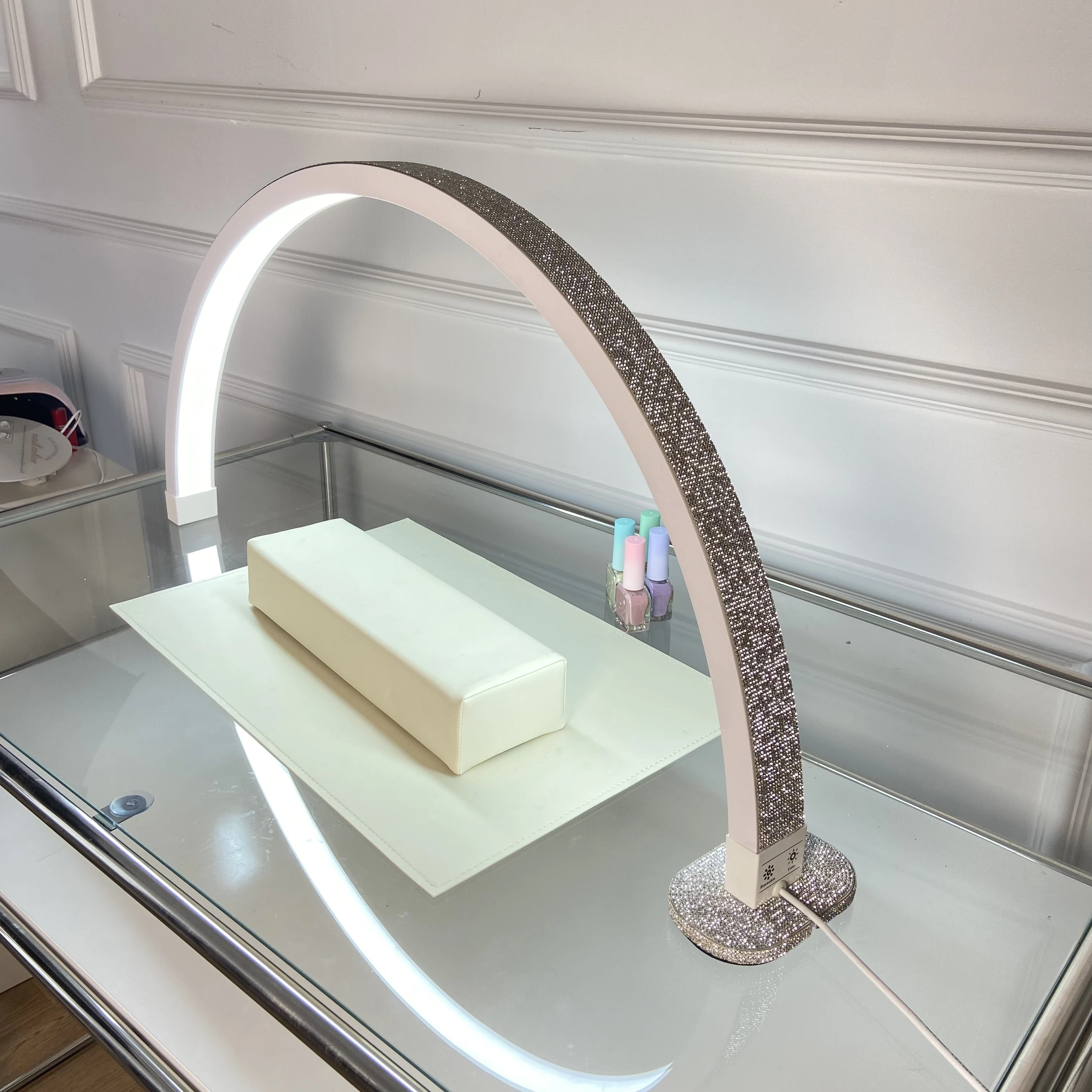 Wholesale Nail Art professional led nail table lamp half moon light led table lamp light acrylic nail desk LED table lampe