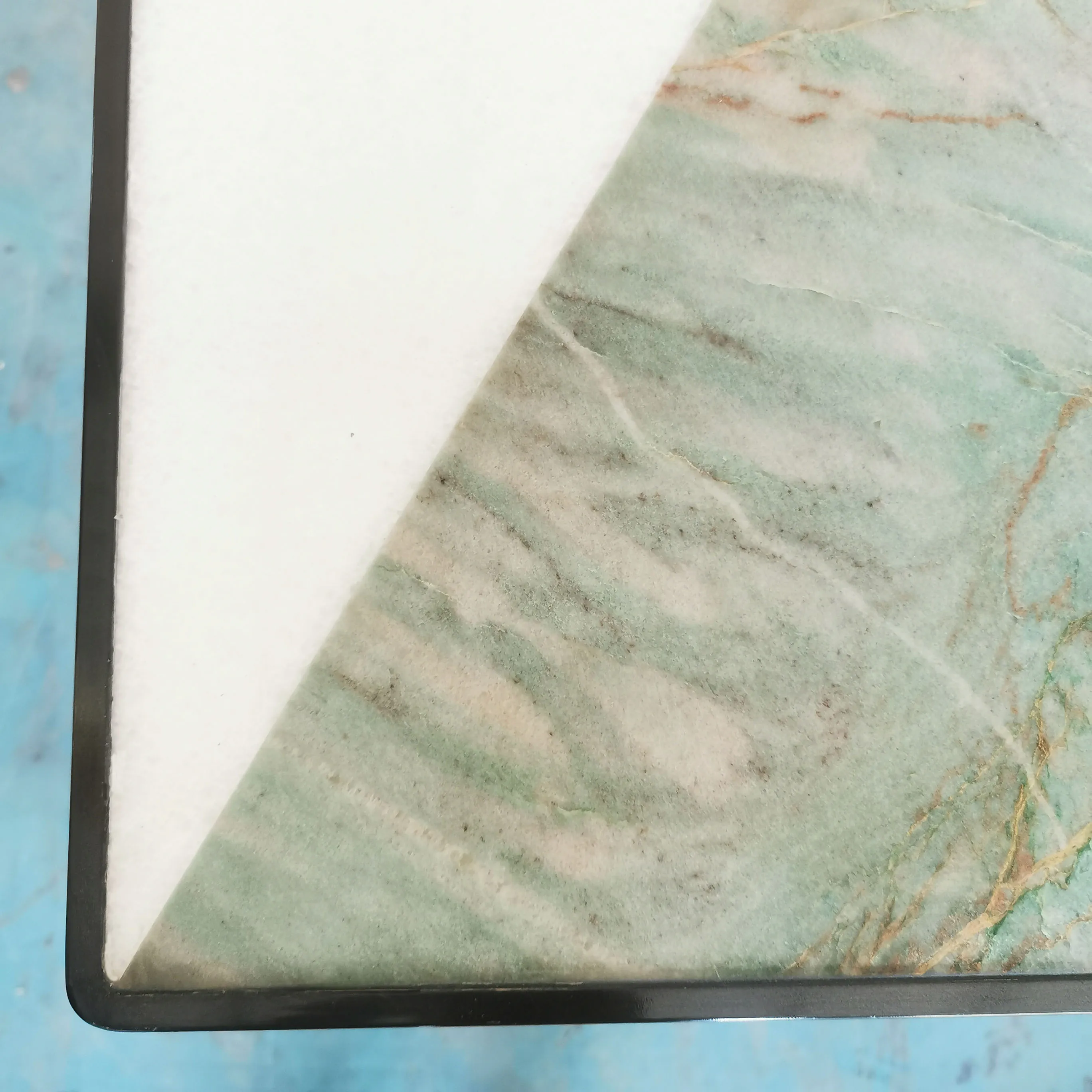 Custom Design inner pattern natural white green joint marble cafe table black stainless steel leg