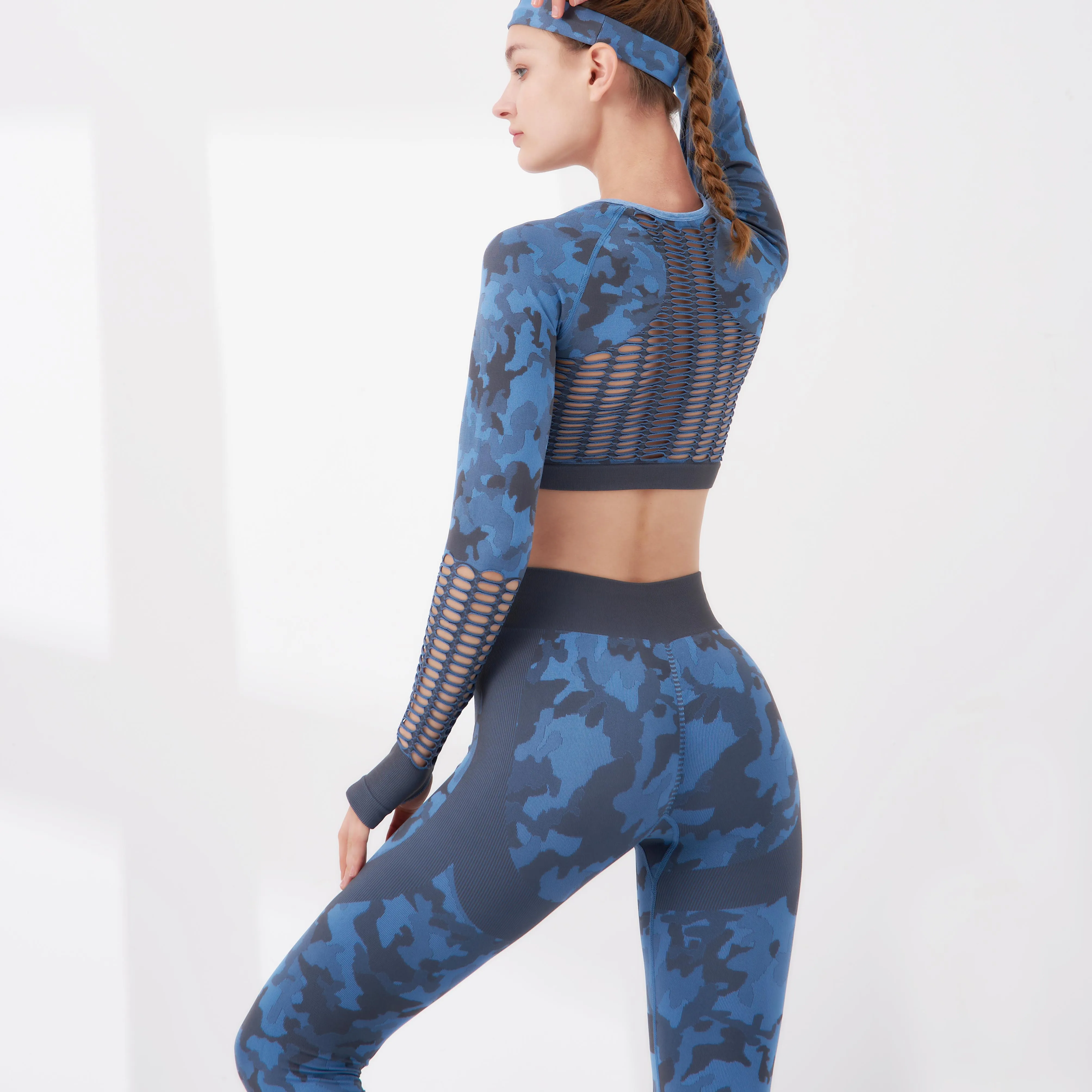 
Customized Hollow Out Camo Women Seamless Yoga Sets 