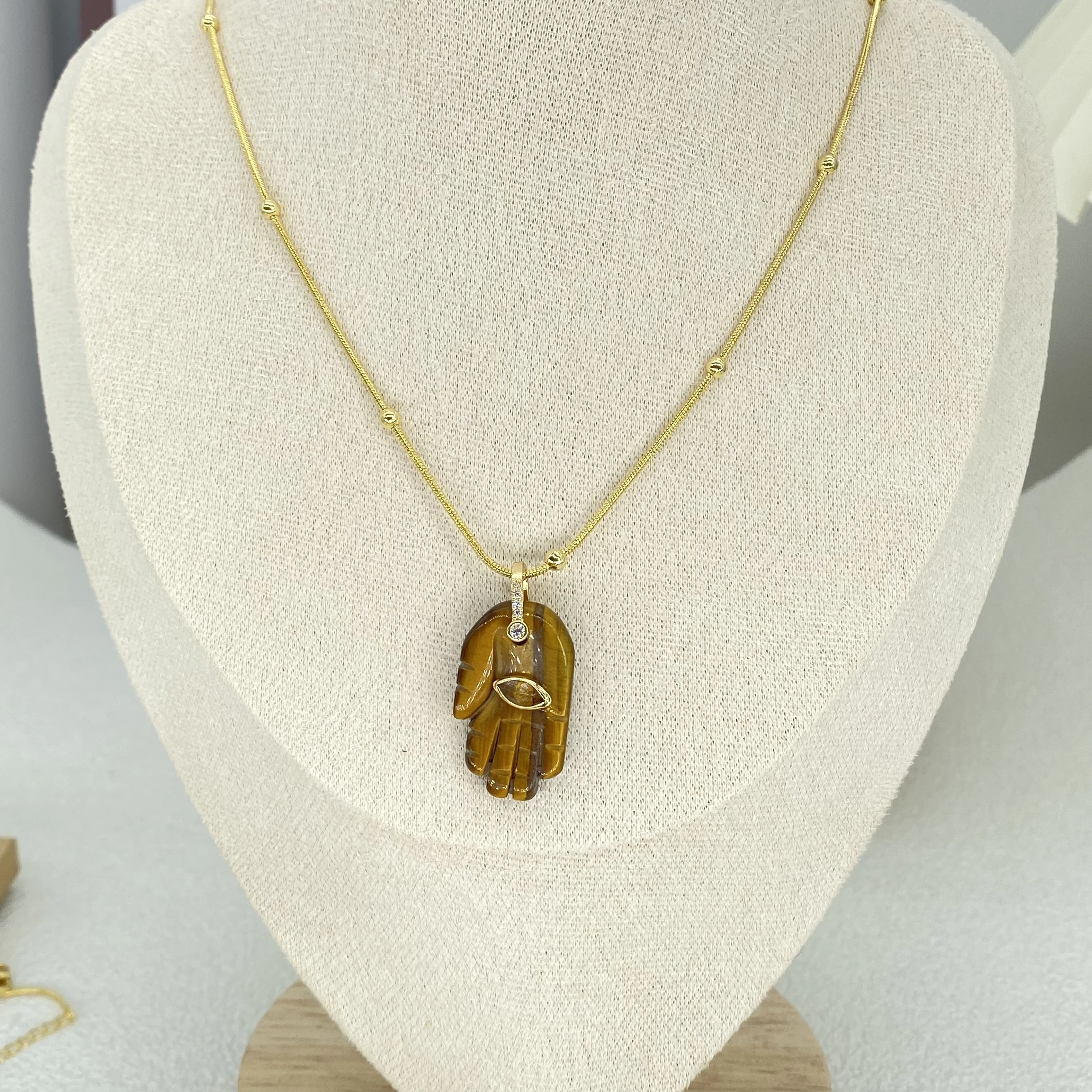 2024 INS HOT Fashion Jewelry Necklace Eye Evil with Diamond Gold Chain Palm Charm Pendant Necklace for Women Man Couple Gifts