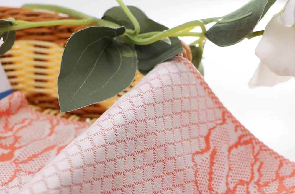 Soft Skin-Friendly 1/37NM 17% Elite 83% Rayon Blended Yarn Knitting Fancy Rayon Yarn For Sweater